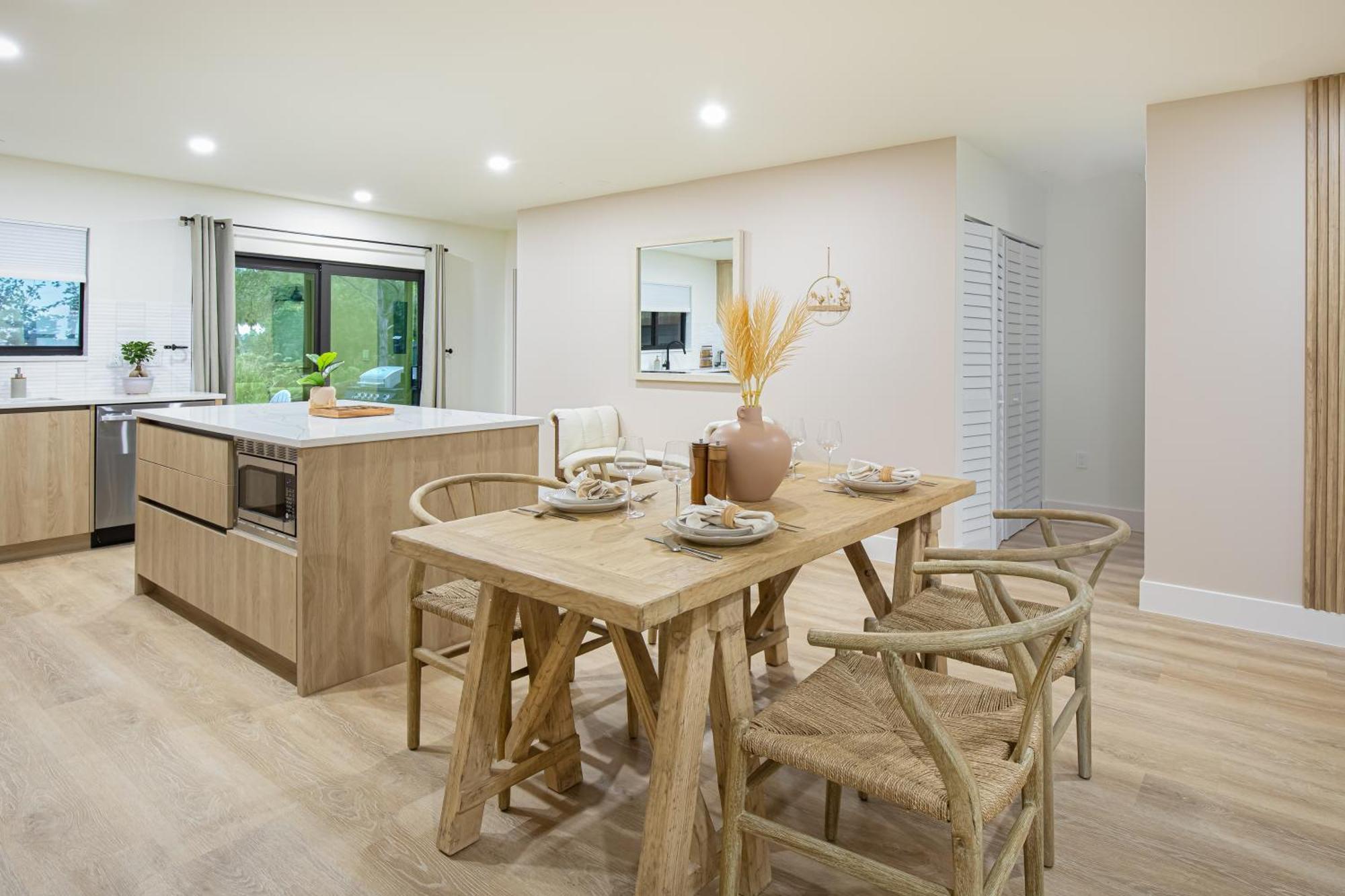 The Boho Bliss - Lakeview Elegance 3Miles Downtown เนเปิลส์ ภายนอก รูปภาพ
