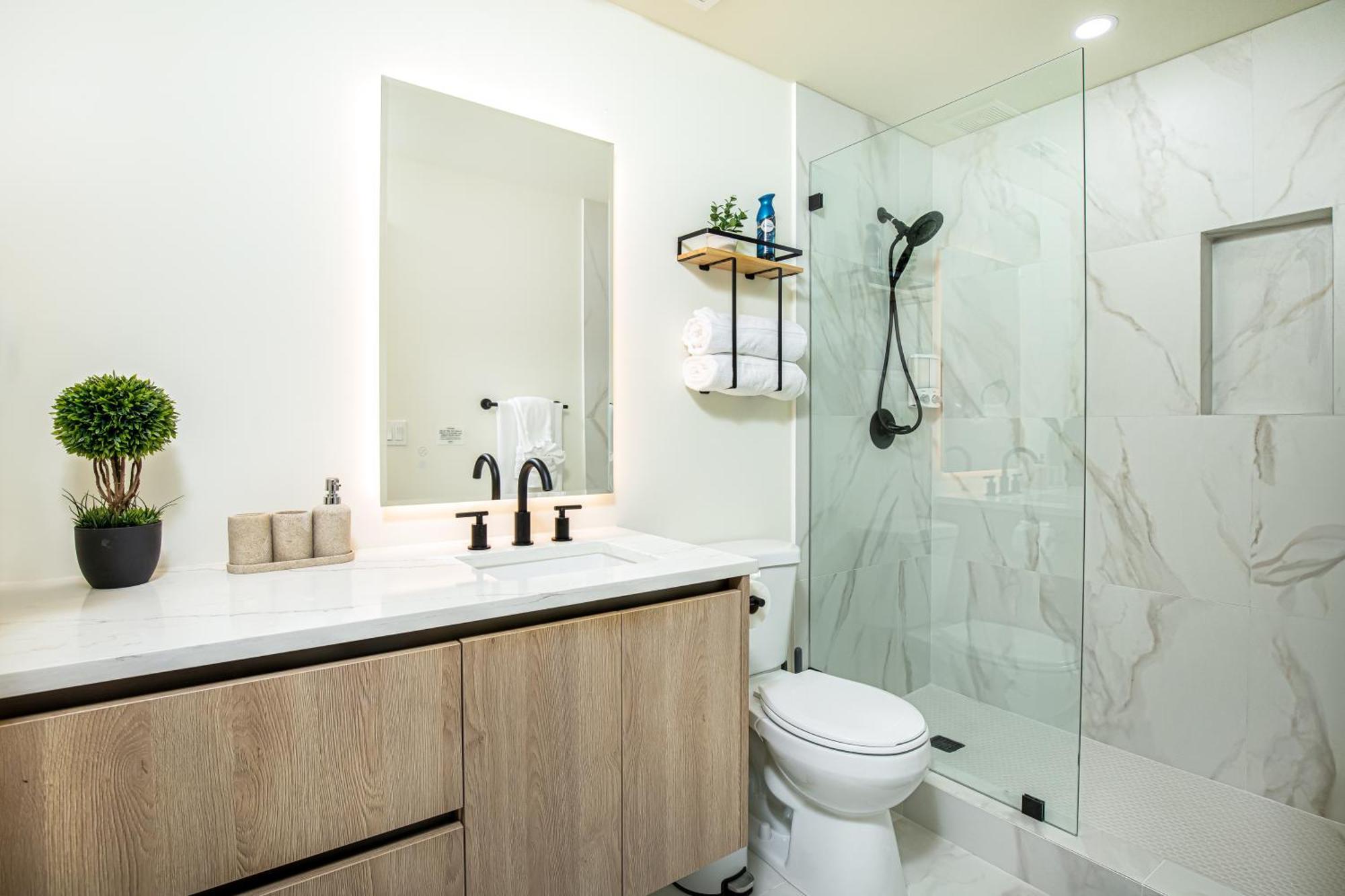 The Boho Bliss - Lakeview Elegance 3Miles Downtown เนเปิลส์ ภายนอก รูปภาพ